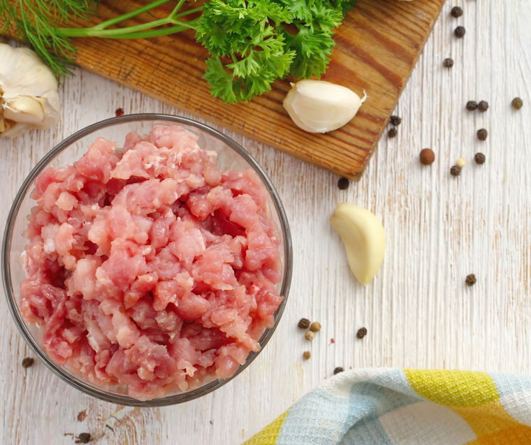 SPECIAL BUY 1 GET 1 FREE *Limit 2 Per Customer* Pork Free Range - Mince (500g)